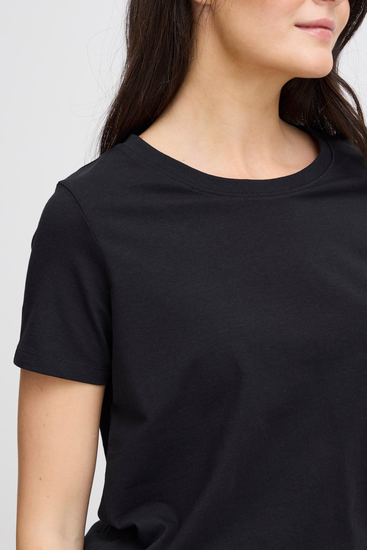 Essential Cotton Stretch Crew Neck T-Shirt