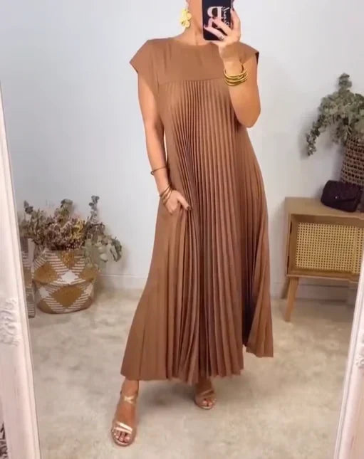 Leah Timeless Comfort Dress