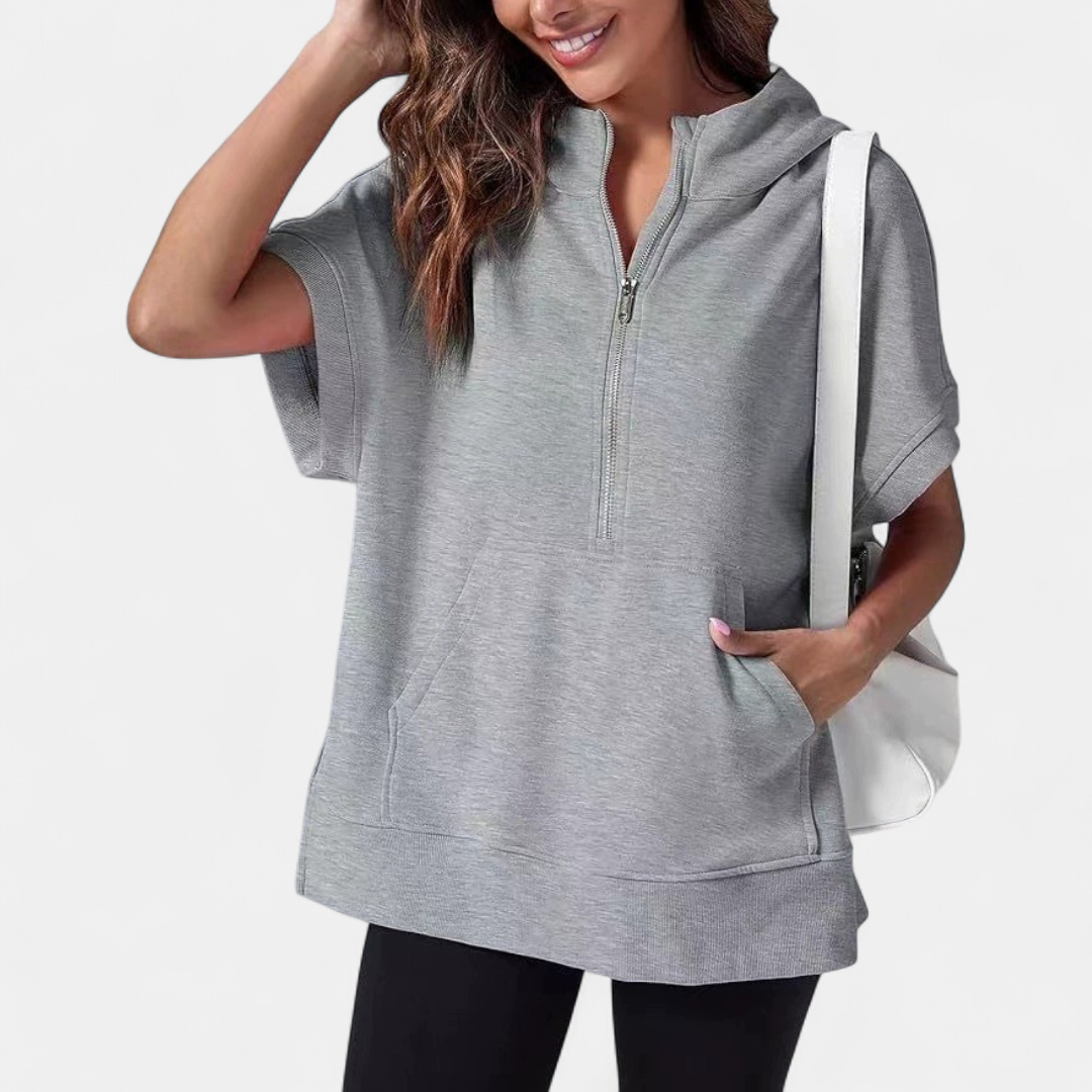 WINNIE™ – Relaxed Hooded Short-Sleeve Sweatshirt