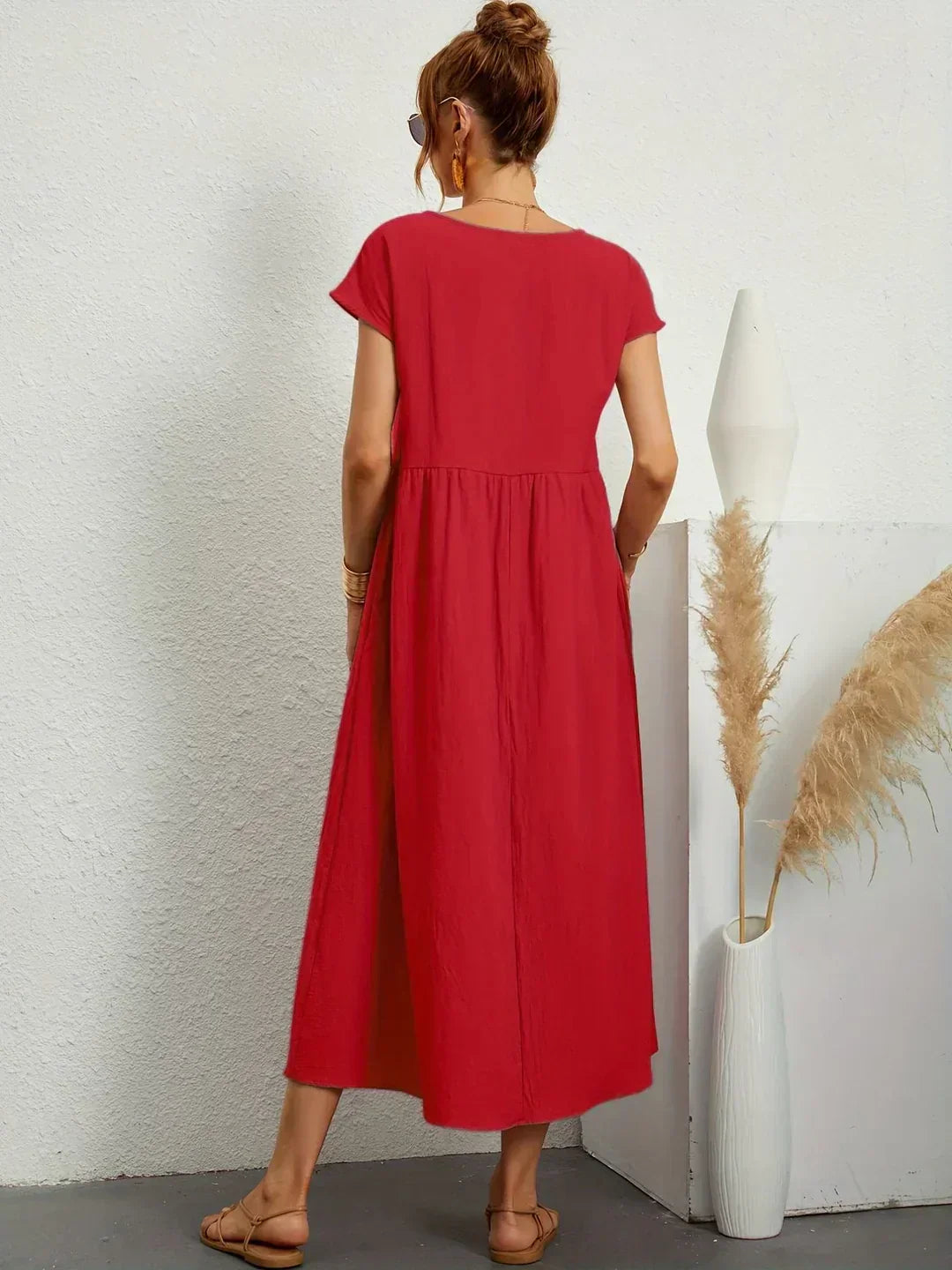 Gabrielle | Elegant Flowing Midi Dress