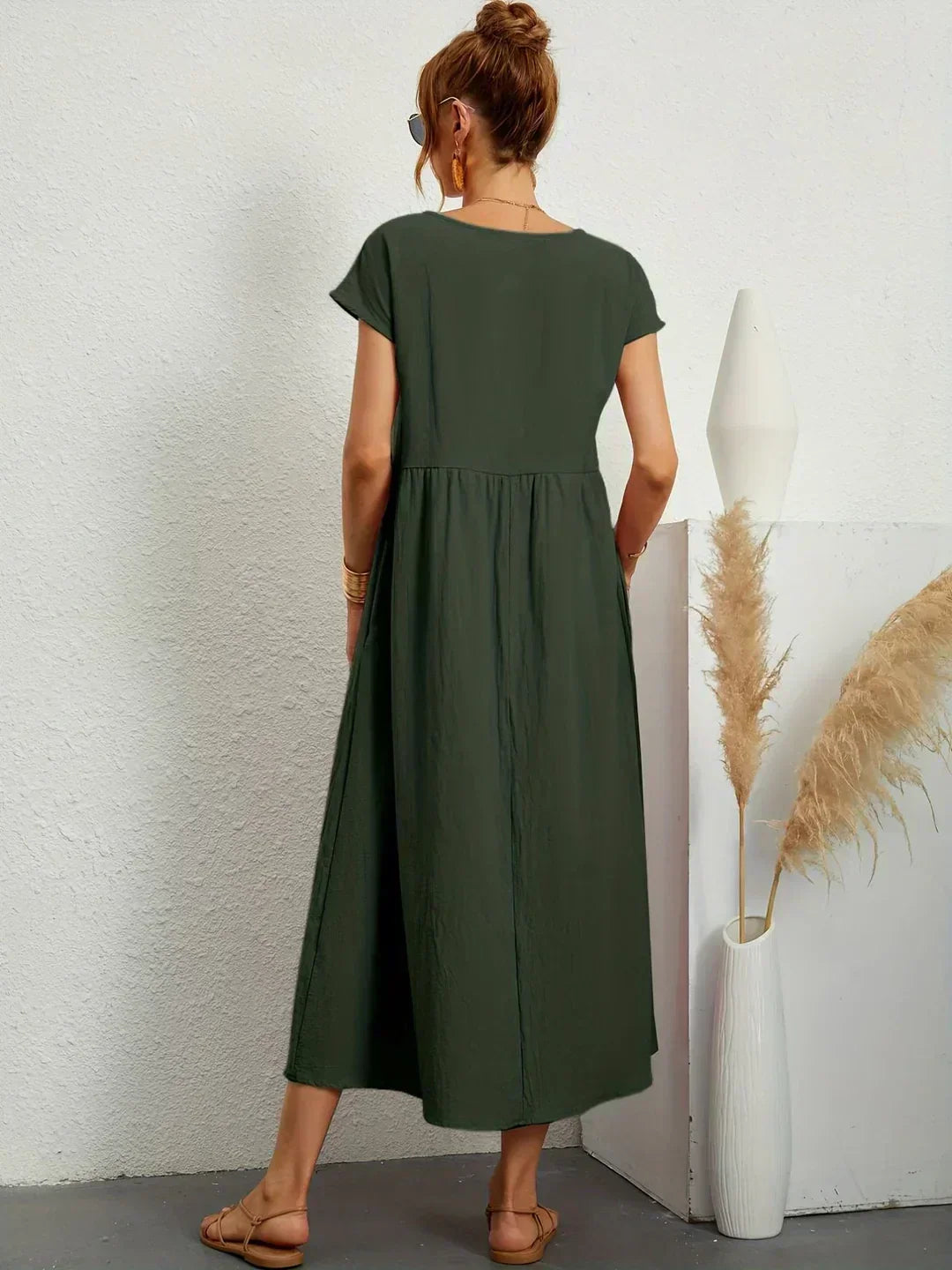 Gabrielle | Elegant Flowing Midi Dress