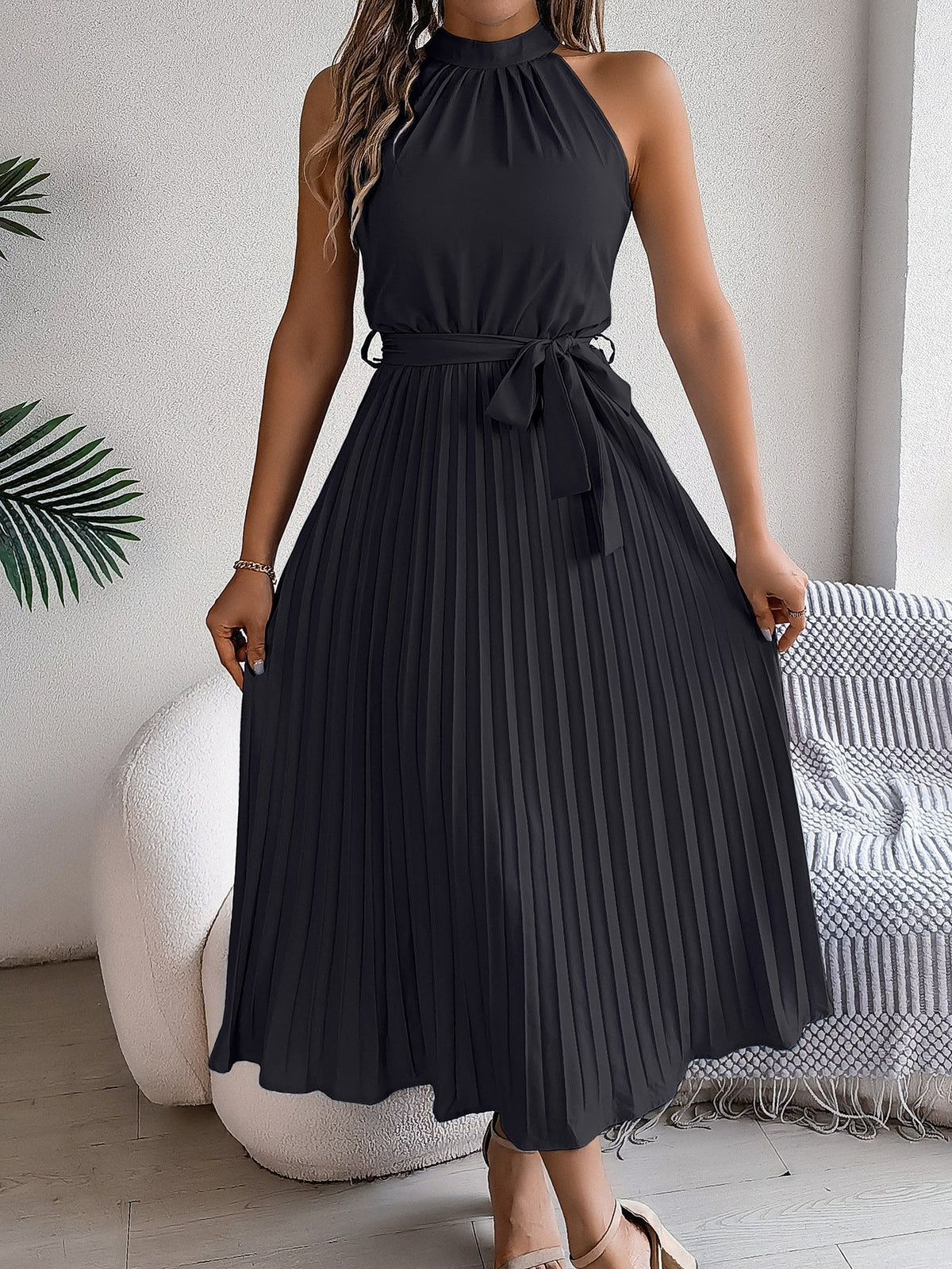 CHARLOTTE – Graceful Pleated Midi Dress